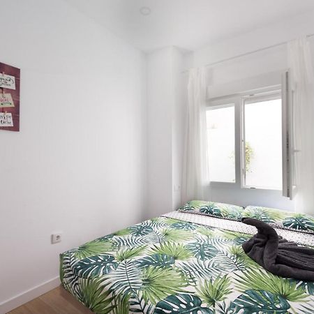 Cozy 3 Bed Apartment In The Heart Of Αλικάντε Εξωτερικό φωτογραφία